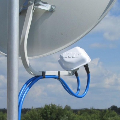 Антэкс UMO MIMO 2x2 облучатель для офсетной антенны, 3G/4G/LTE/MIMO Антэкс UMO MIMO 2x2 облучатель для офсетной антенны, 3G/4G/LTE/MIMO